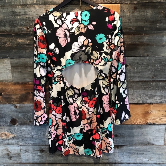 Express Floral Keyhole Back Dress - Picture 2 of 2